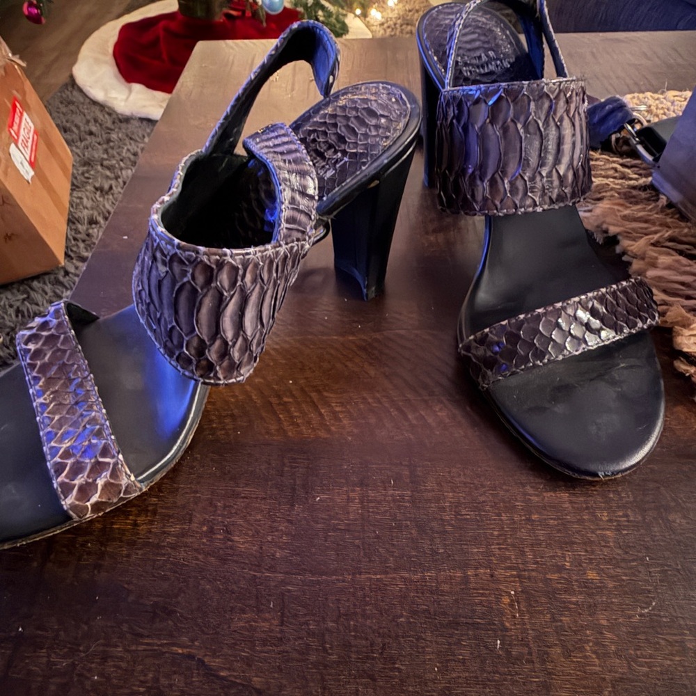 Stuart Weitzman Black Snakeskin Heels
